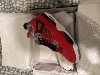 Jordan 4 Toro Bravo