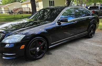 2011 Mercedes Benz S550. 