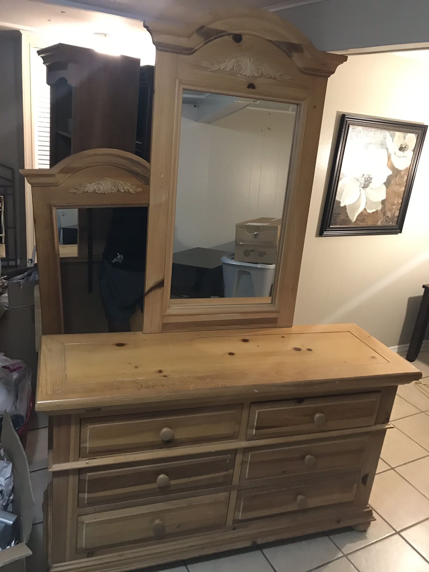 Matching Dresser, mirror, and headboard!! Great shape!!
