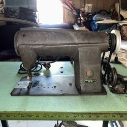 Singer 600 Sewing Machine