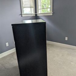 (Free) Dresser set