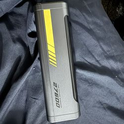 AOHI portable charger