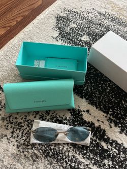 Tiffany oval sunglasses