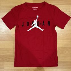 Used Kids Jordan T-Shirt Size M