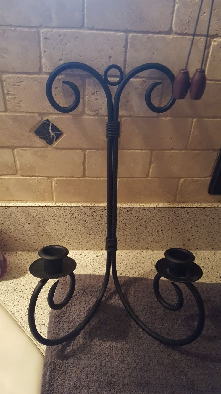 Wall mount pillar candle holder