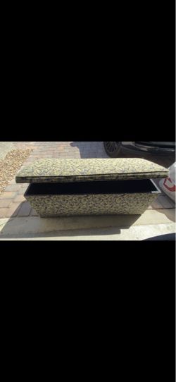 Upholstered Storage Ottoman Bench