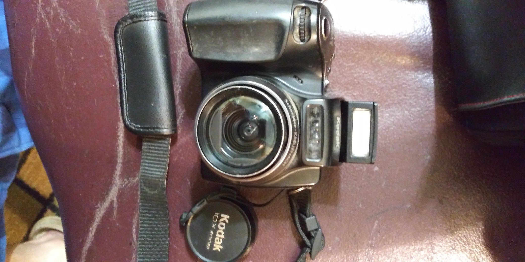 Kodak,"Easy Share" digital camera