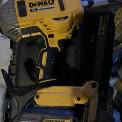 Dewalt Framing 20V Battery Nail Gun