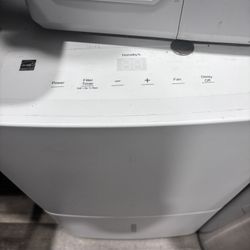 Dehumidifier 
