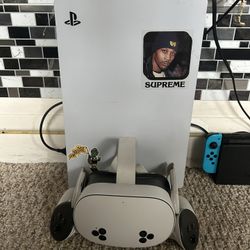 First Edition Ps5 & Oculus 3s
