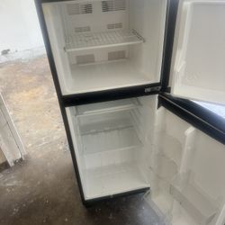 Small Refrigerator