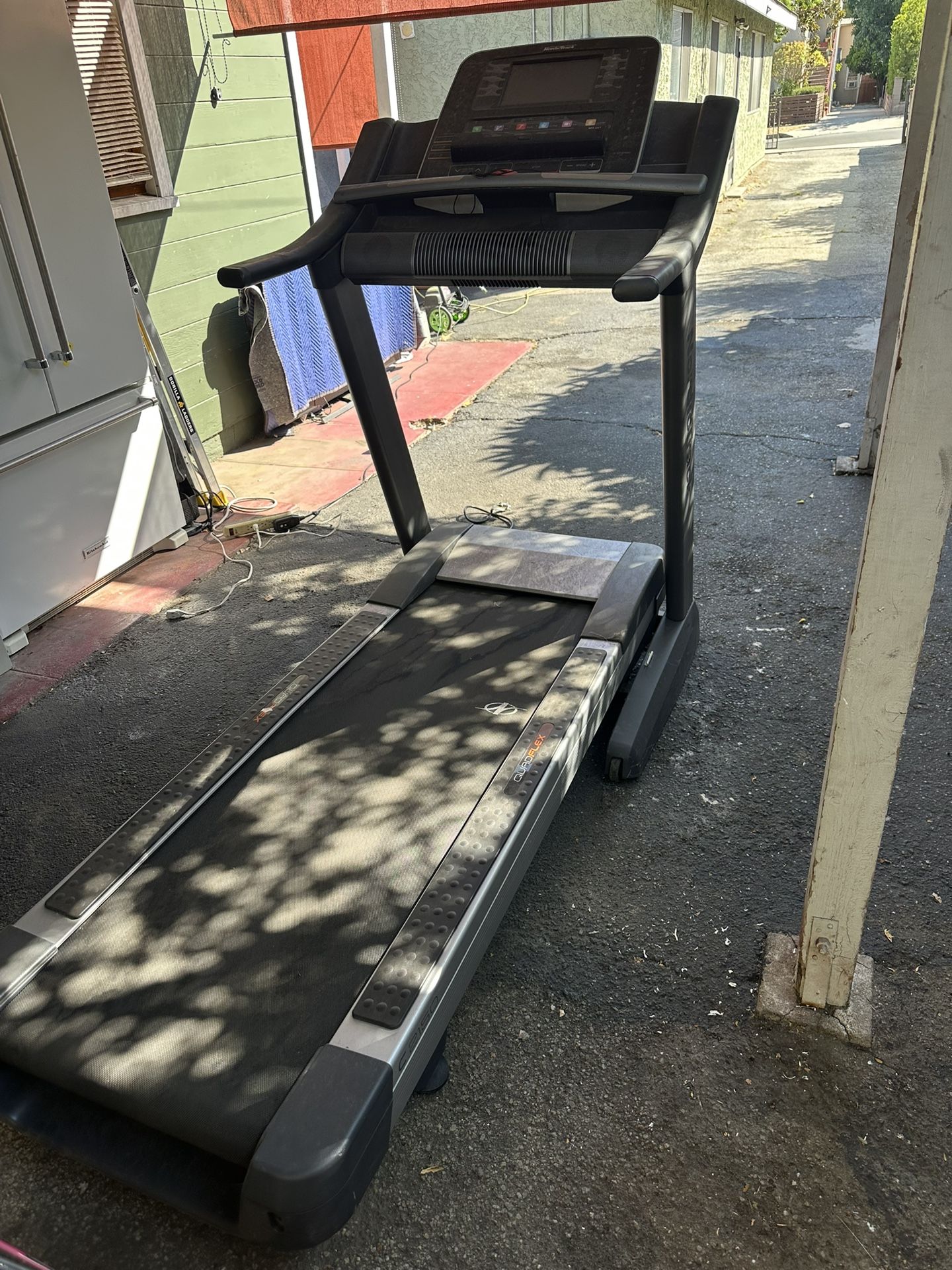 Treadmill