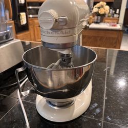 Kitchen Aide Mixer