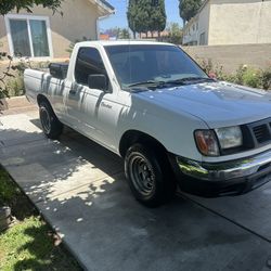 2000 Nissan Frontier 