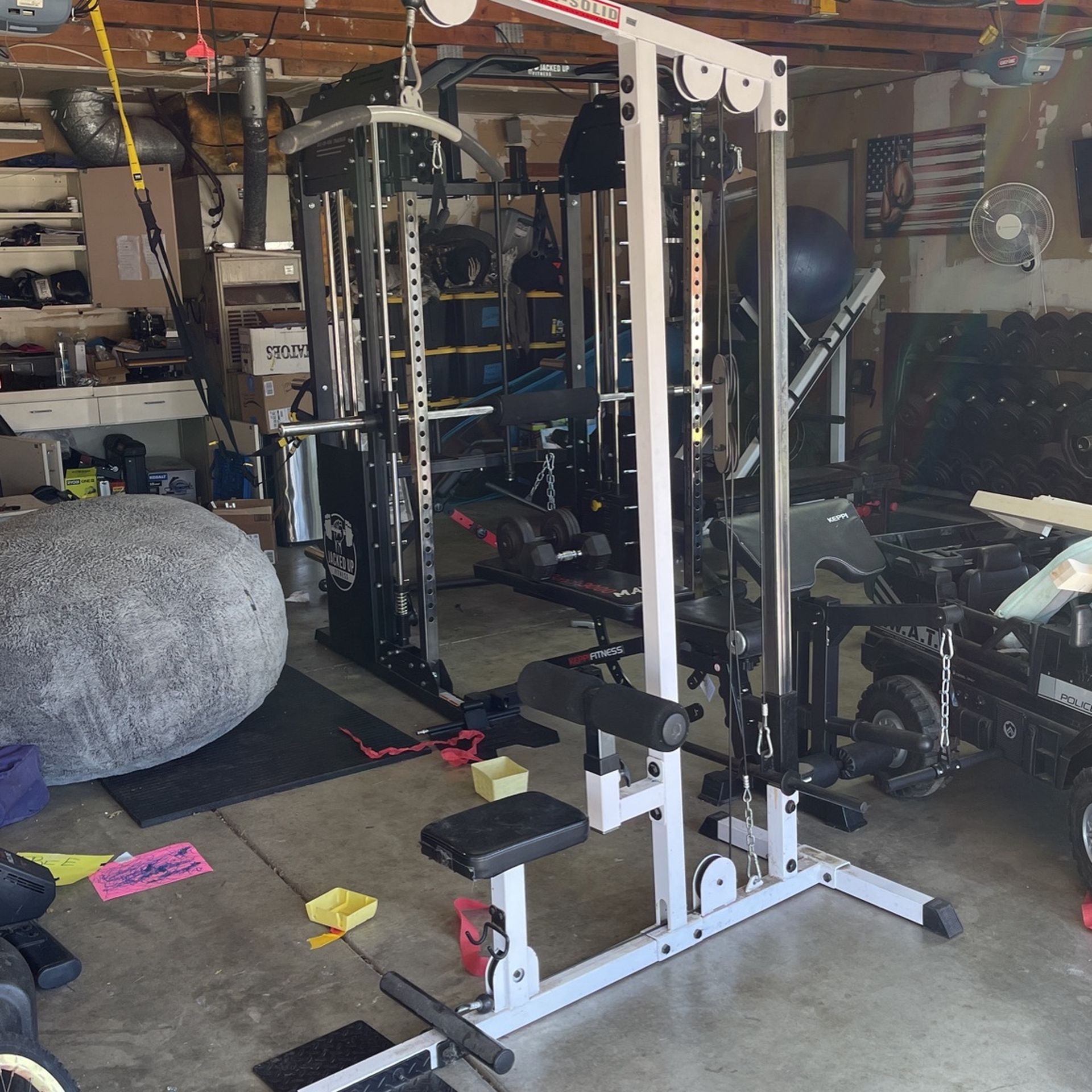 Lat Pull Down