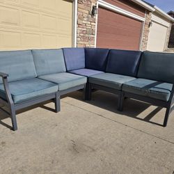 Outdoor Sectional Sofa