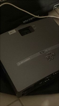 Mitsubishi projecter and screen
