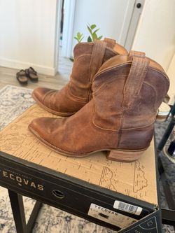 Tecovas leather Booties 9 1/2