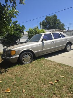 1988 Mercedes-Benz 300