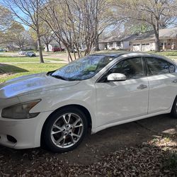 2012 Nissan Maxima