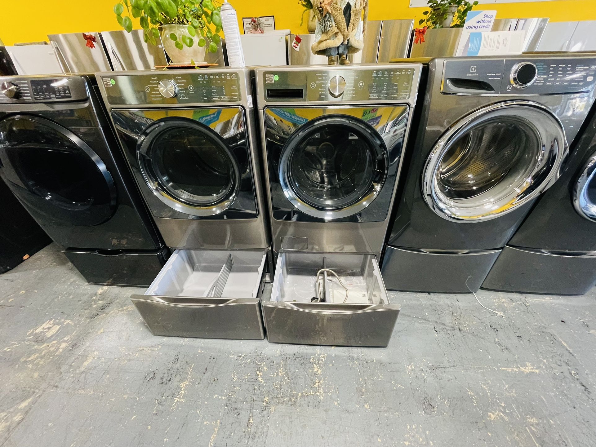 Kenmore Elite Washer And Dryer Take It Home Today With $10 Down‼️