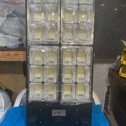 BRAND NEW BIG  20000 WATTS  SOLAR Street Light Outdoor waterproof for COMMERCIAL or HOME USE