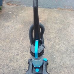 Bissell Helix Vacuum Cleaner 20.00