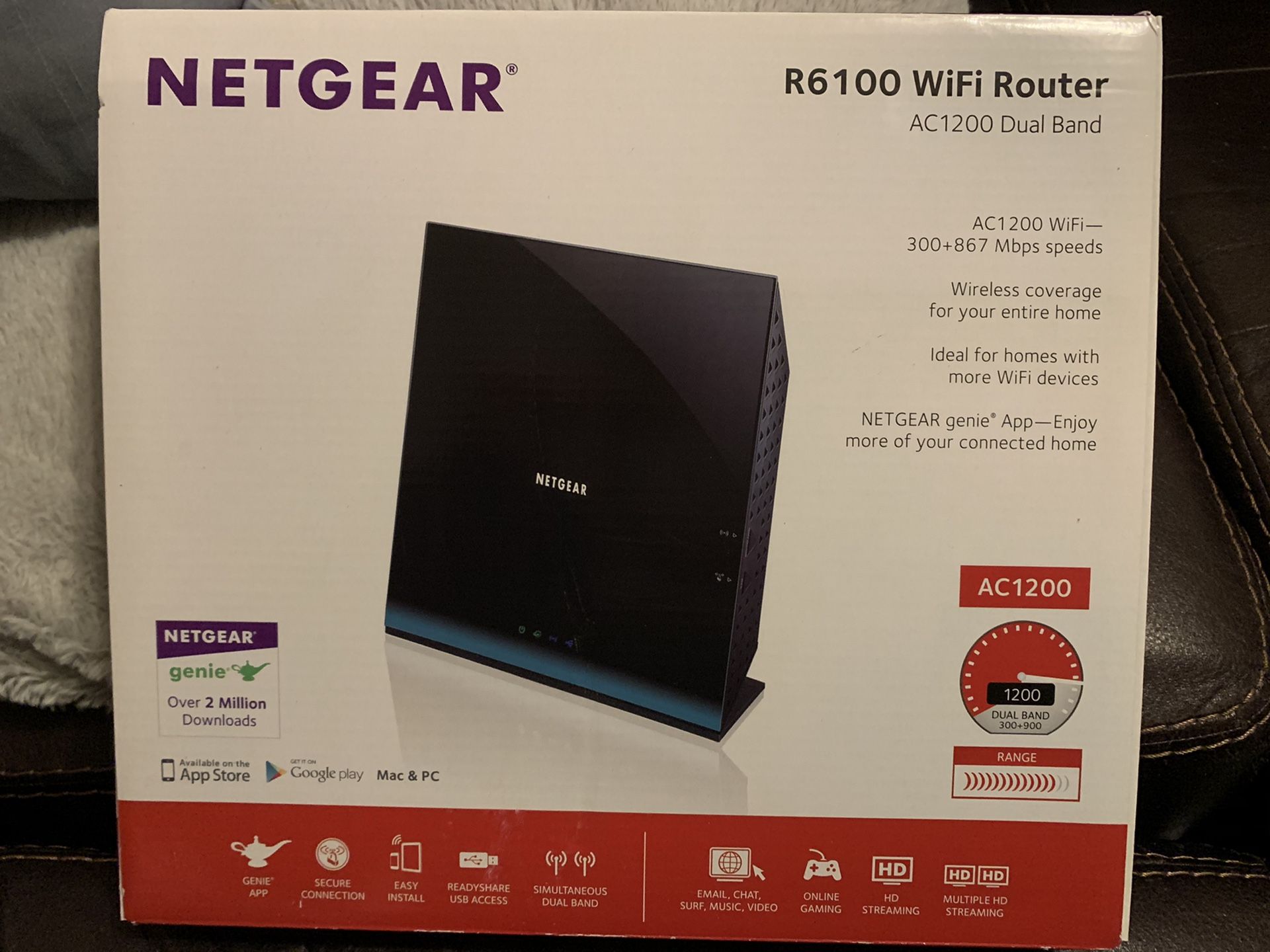 Netgear R6100 WiFi Router