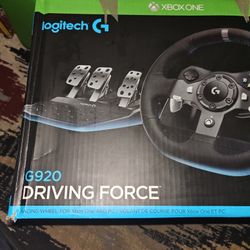 G920 Driving Force Steering Wheel W/Pedals And Gear Shifter