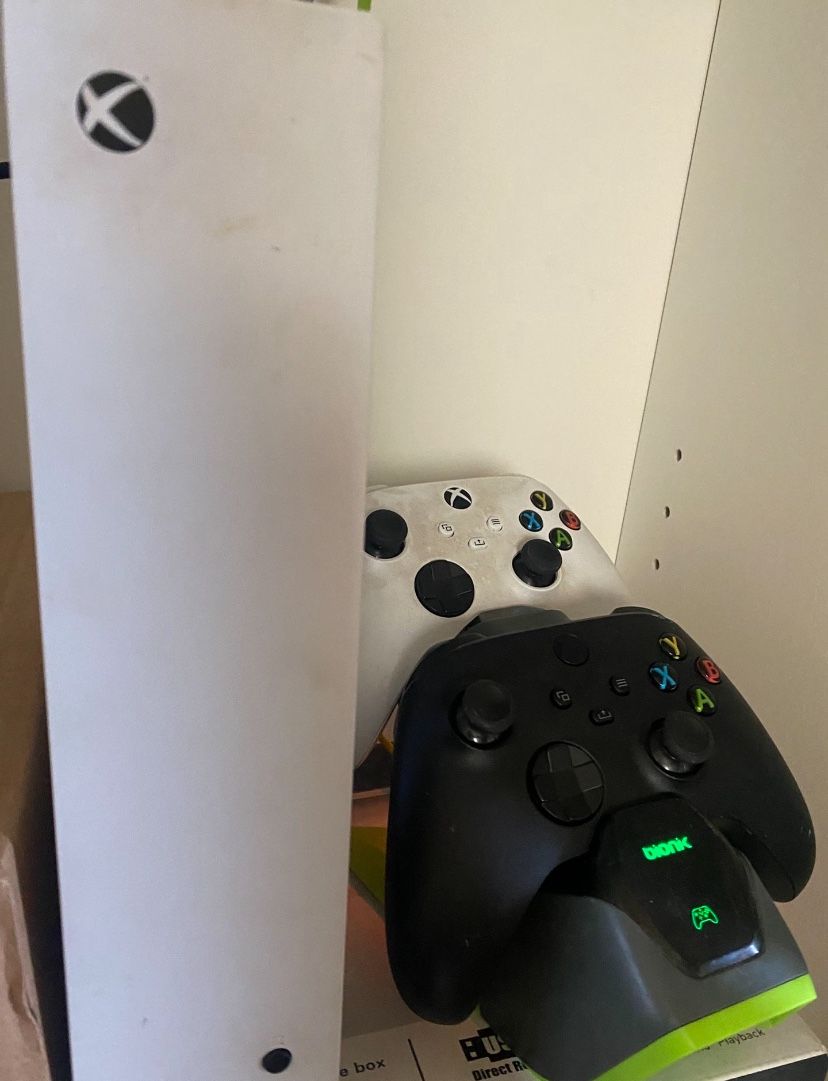 For Sale X Box S 2 Controllers Headphones Extra Memory In The Console