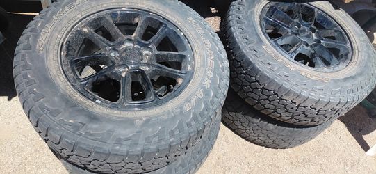 Rines  17 con llanta  para jeep cherokeee