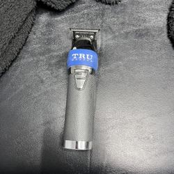 Silver BaBylissPRO Trimmer