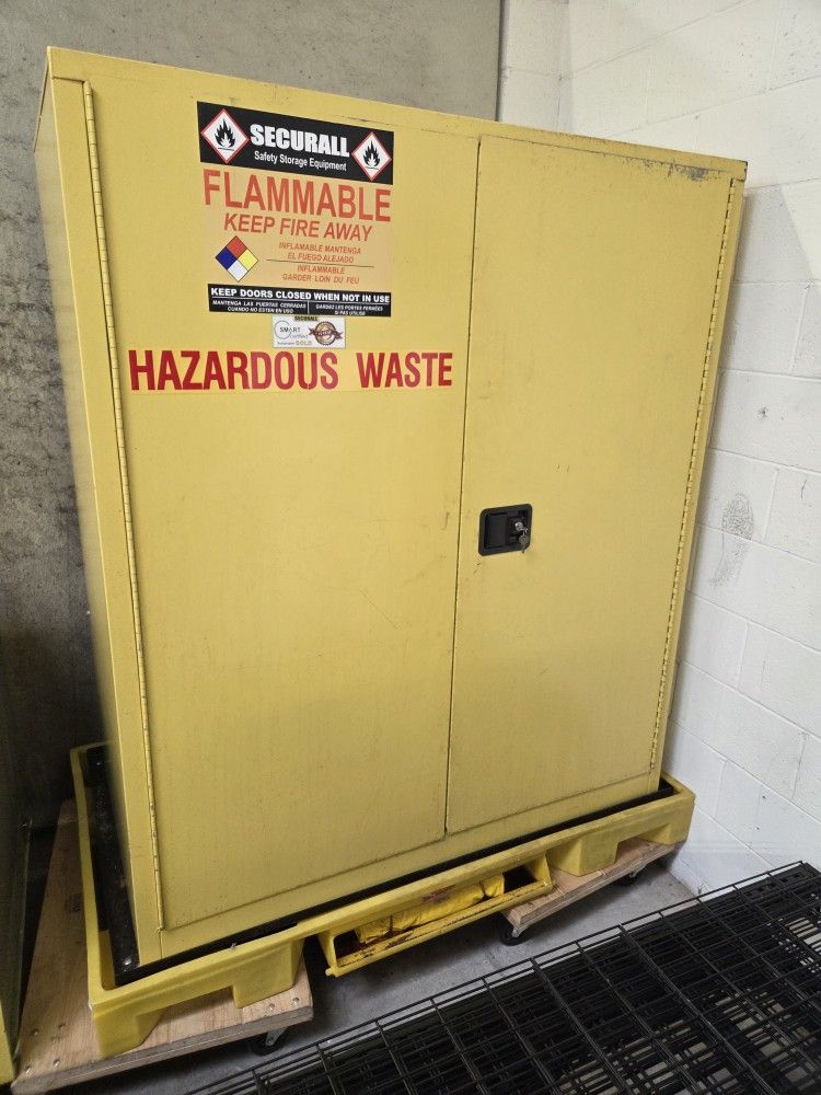 Fire Cabinet 2 55 Gallon Drum Capacity With Spill Protection 