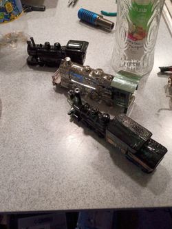 Vintage clonge trains