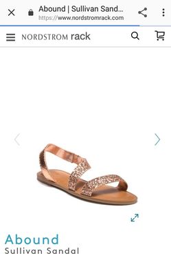 Nordstrom Rack- ABOUND sandal Rose gold for Sale in Long Beach, CA - OfferUp