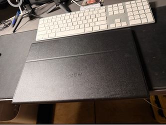 ARZOPA 15.6” Portable Monitor