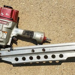 MAX SN80 NAIL GUN