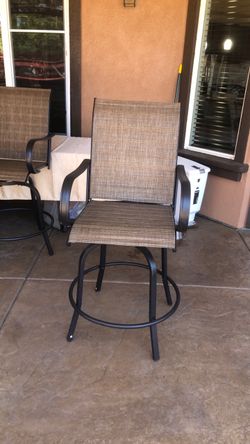 Outdoor Patio Swivel Bar Stool Chair