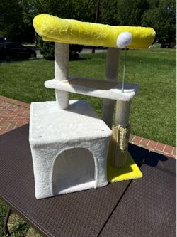 Cute New Cat Tree