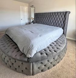 ROUND BED ποΈ Storage Drawers All Around π©Ά