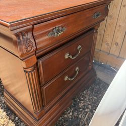 Night stand/End Table 