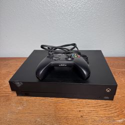 Microsoft Xbox One X Model 1787 1TB