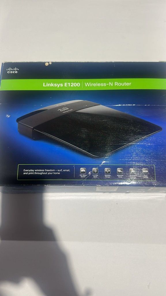 Linksys E 1200 Wireless- N Router