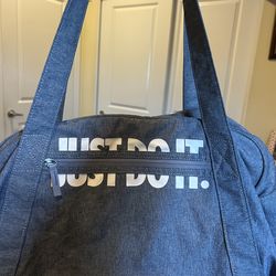 Nike cloth duffel