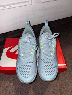 Nike Air 270 (8.5 womens)