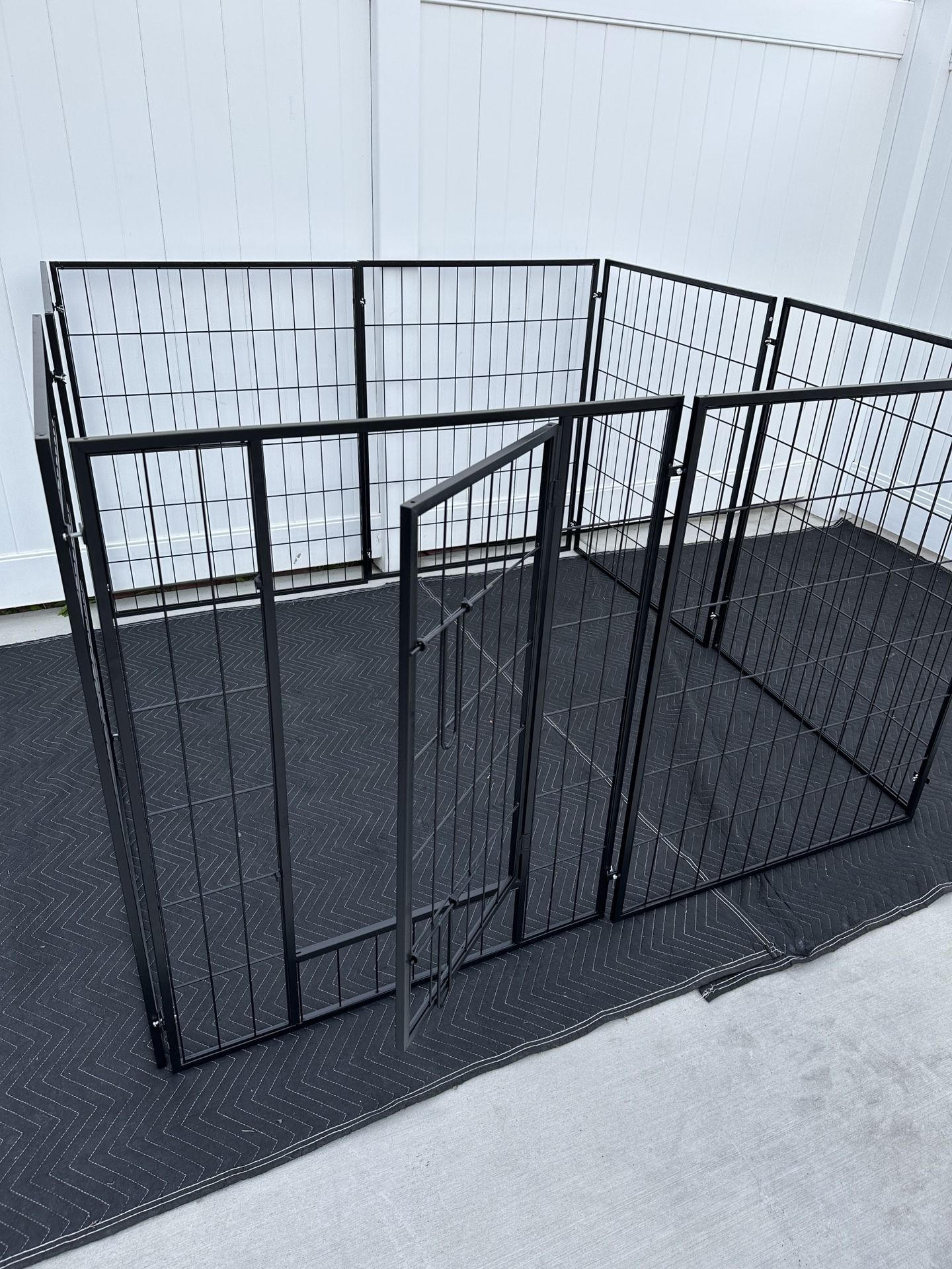 Brand New Dog Kennel/ Dog Crate/ Gates For Animals / Animal Fence With Door 