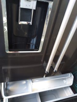 Working Counter Depth, KitchenAid 3 Door Fridge 