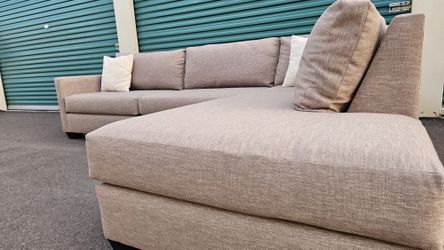 FREE DELIVERY!!! Skylar "Cru" 2pc Sectional Couch ($3.3K Retail...60% OFF!!!)