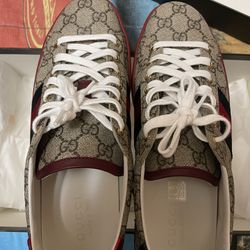 Udvikle vindue labyrint Mens Gucci Shoes (Like New) for Sale in Dinuba, CA - OfferUp
