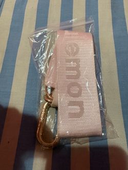 Lulu pink keychain